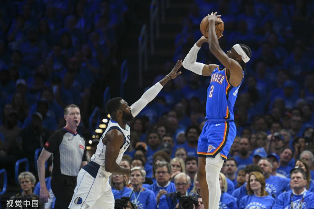 上演了这样 上演了这样