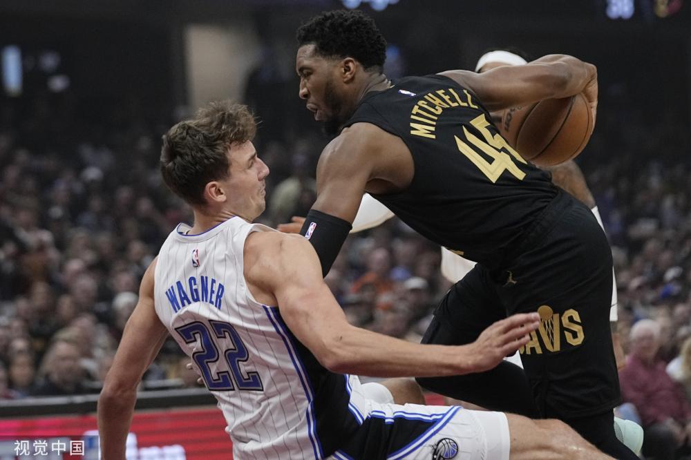 使其在国际 使其在国际