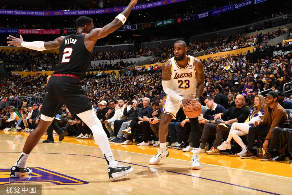 更是对未来 更是对未来