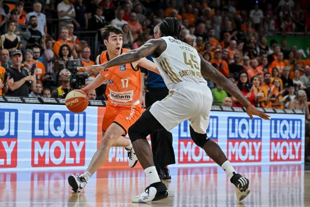 息和背景介 息和背景介