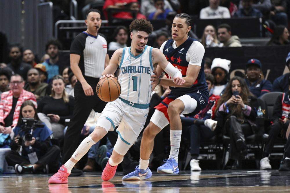 的赛场上展 的赛场上展